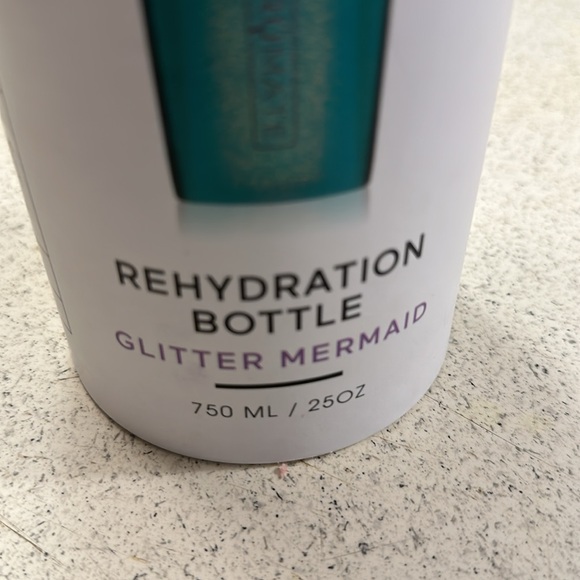 Bru mate rehydration bottle 25oz glitter mermaid - Picture 6 of 7